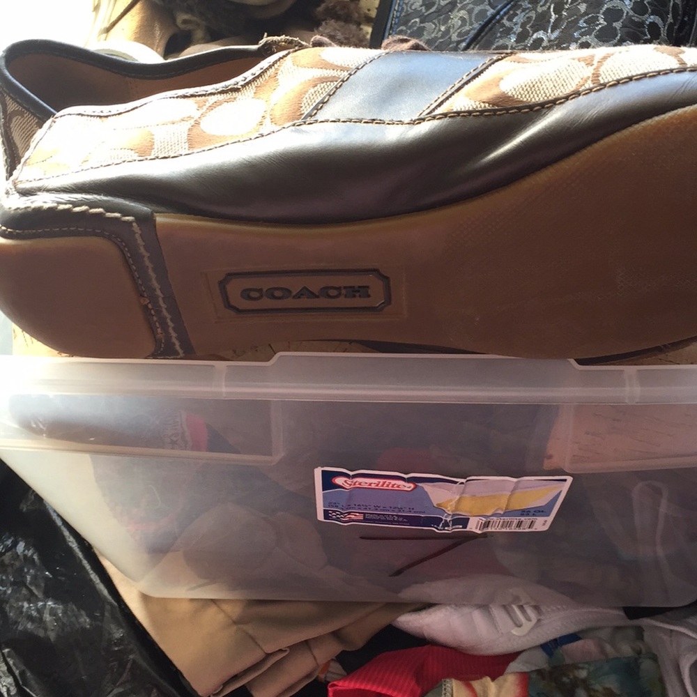 Coach women's size 11B brown /tan like New - Picture 4 of 6